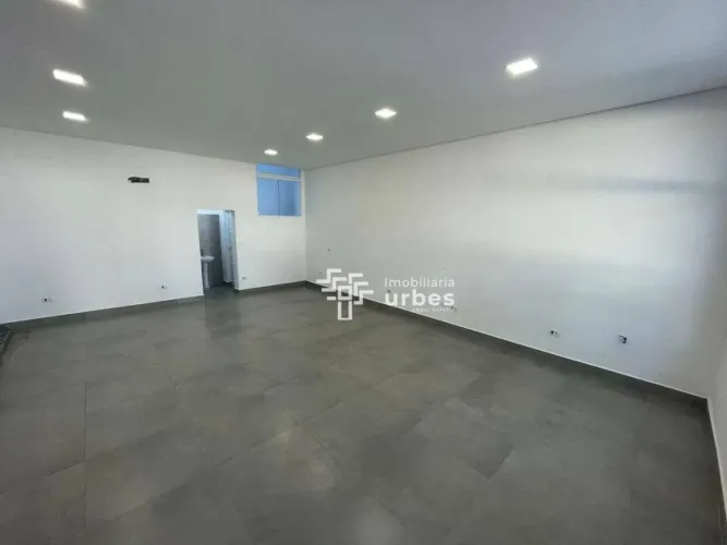 Salão para alugar, 56 m² por R$ 2.062,00/mês - Centro - Americana/SP