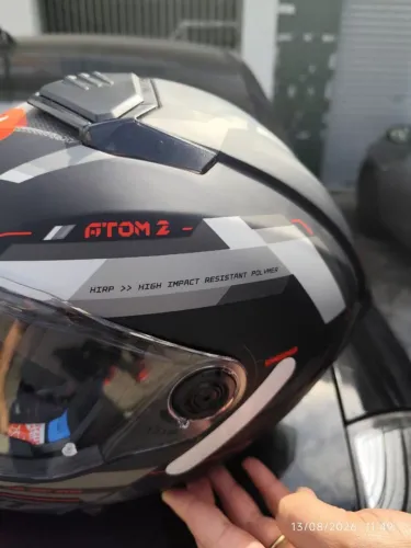 Capacete novo