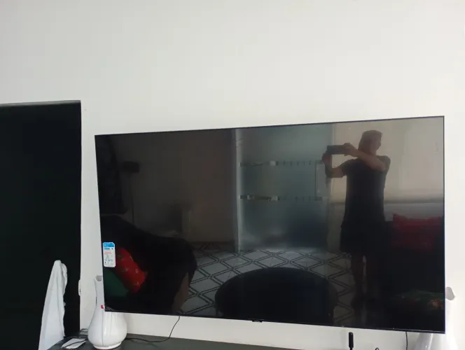 Vendo TV Samsung 65 polegadas estado de conservação praticamente zero