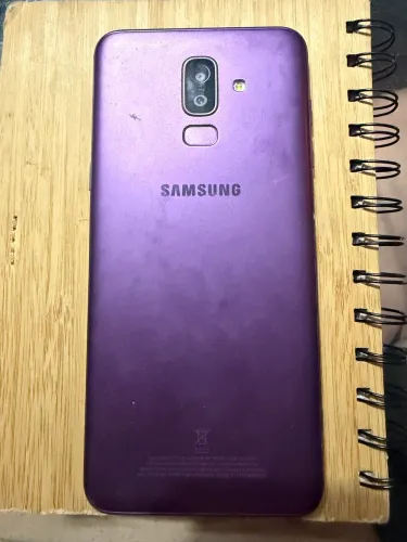 Samsung galaxy j8 roxo 