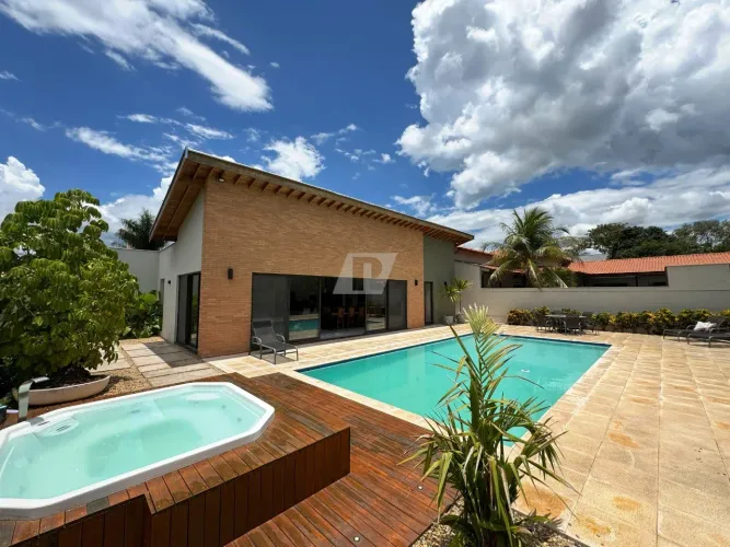 Casa à venda no Condomínio - Colinas do Piracicaba