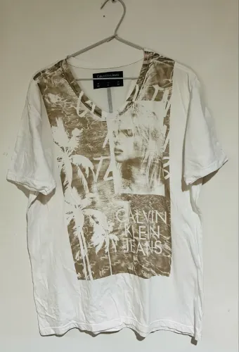 Camiseta masculina Calvin Klein GG