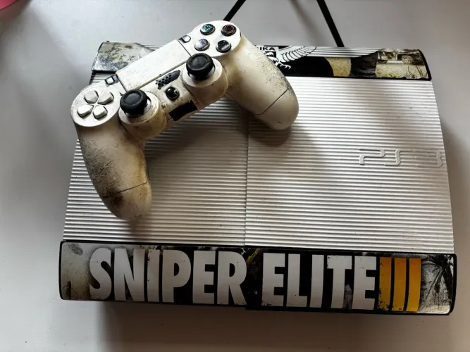 PS3 SUPER SLIM 1TB