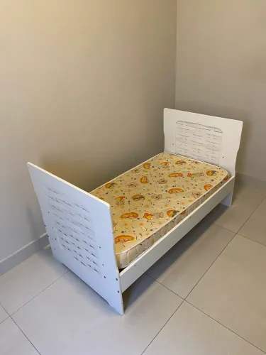 Berço e mini cama + kit berço + colchão