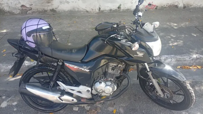 Fan 160 ano 20022valor tabela Fipe 15.900 quero 14.900
