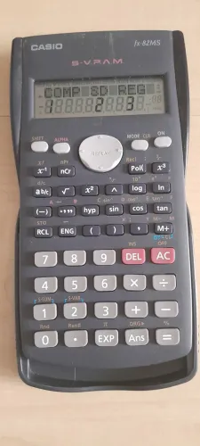 Calculadora cientifica55 Casio fx 82ms - semi nova