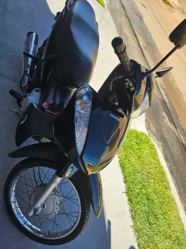 VENDE- SE