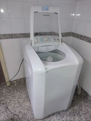 Máquina de Lavar Eletrolux 9kg Turbo Economia