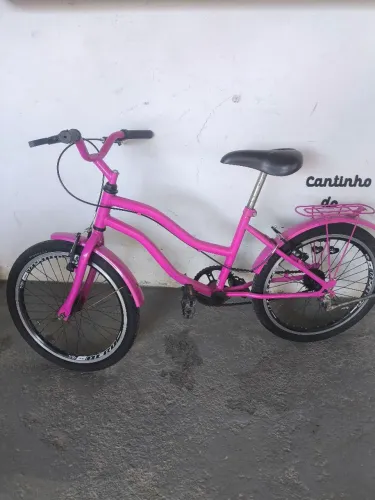 Vende-se uma bicicleta aro 21 feminina 