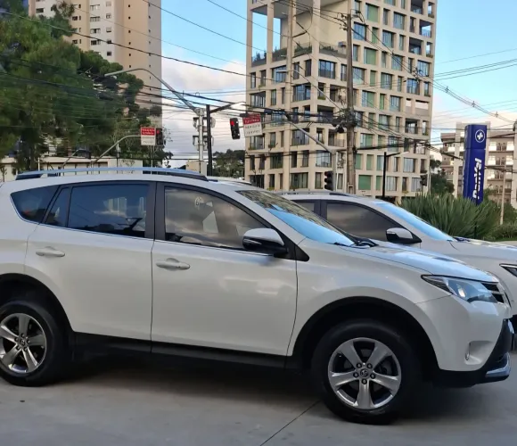 Toyota RAV4 2.0 4X4 16V Aut. 2015