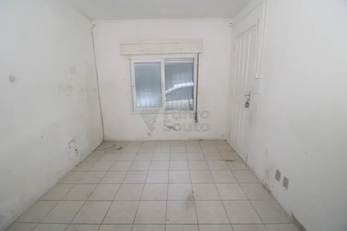 Apartamento fora de condomínio na Av. Domingos de Almeida - Praticidade e Conforto no Bair