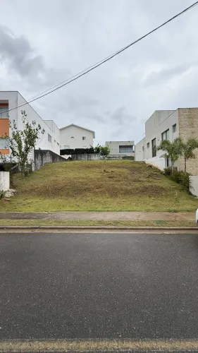 Terreno em Alphaville II