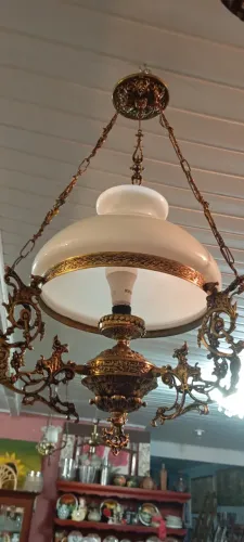 Lindo lustre de bronze 