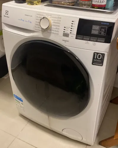 Lava e seca Eletrolux 11kg só 1400 produto de primeira