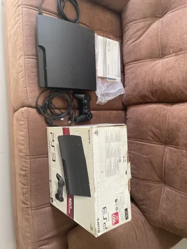 PlayStation 3 muito conservado