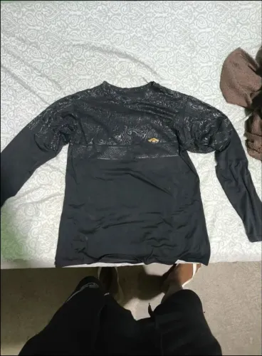 Uv da Seaway comprada na jr Surfwear, usada tamanho P