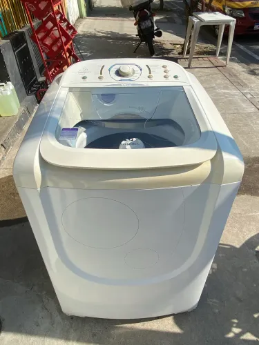 Máquina de lavar 15kg Electrolux