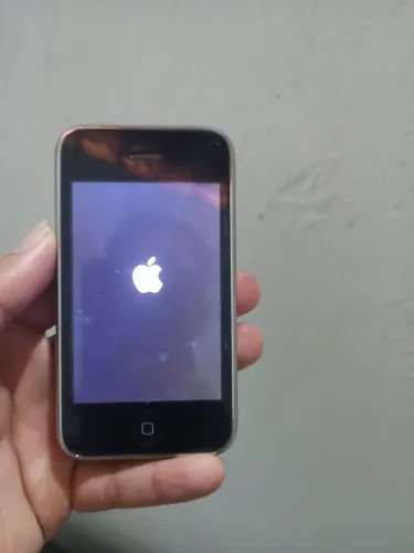 iPhone 3gs leia o anúncio 