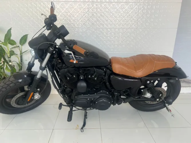 Harley-Davidson Sportster 1200 Custom