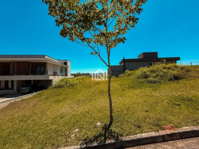 Terreno à venda no condomínio São Paulo II