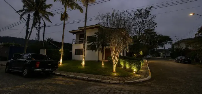 Casa de condomínio para venda com 282 metros quadrados
