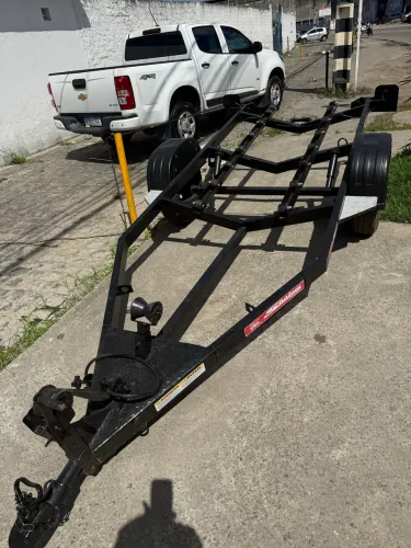 Vendo carretinha jet 