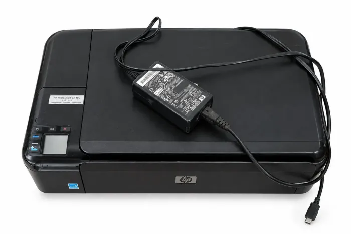Impressora Multifuncional HP Photosmart C4480 - com fonte e cabo USB