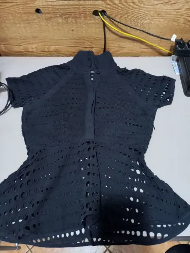 Ótimo lote de roupas 100