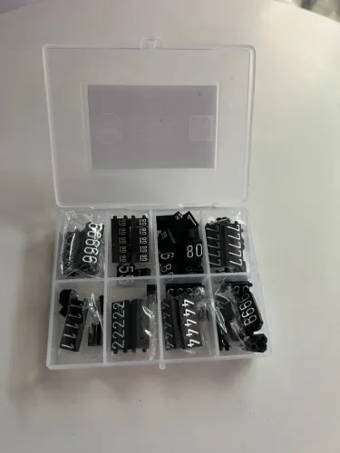 Kit Precificador de Cubos para Vitrine Loja/Joias com Maleta Organizadora