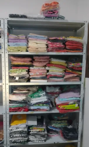 Vendo lote de roupas infantis