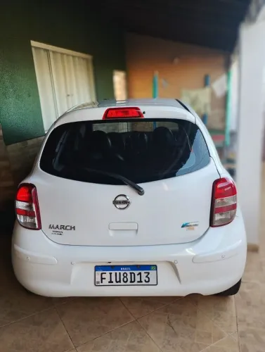 Nissan March S 1.6 16V Flex Fuel 5P 2013