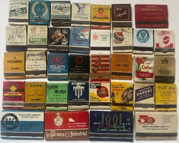 Caixas de fósforos antigas (35). Todas originais, exceto a do Palmeiras