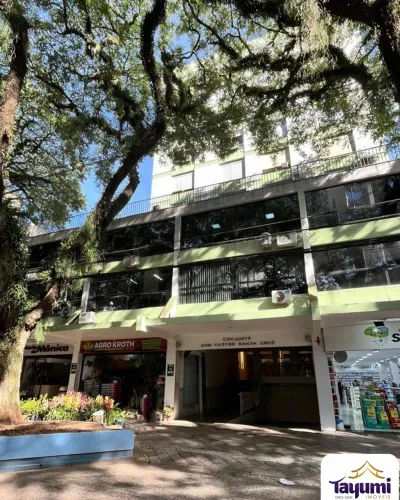 Sala Comercial no Centro de Santa Cruz do Sul-RS: 2 Salas, 1 Banheiro, 58m² de Área - Alug