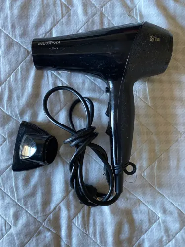 Secador de cabelo com defeito