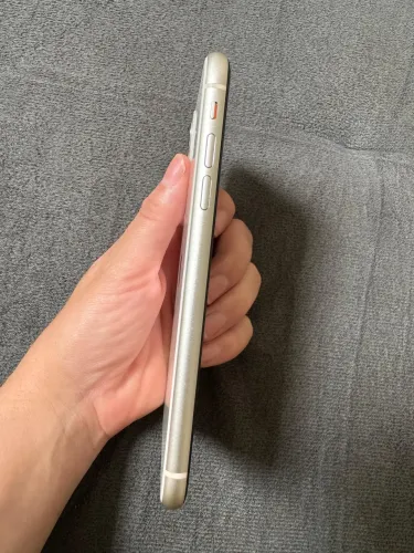 IPHONE 11 branco - 64gb