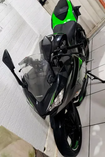 Ninja 400 em perfeito estado