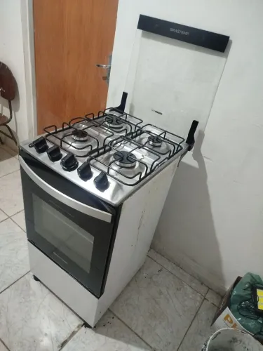 Fogão Brastemp vidro temperado elétrico 4 bocas