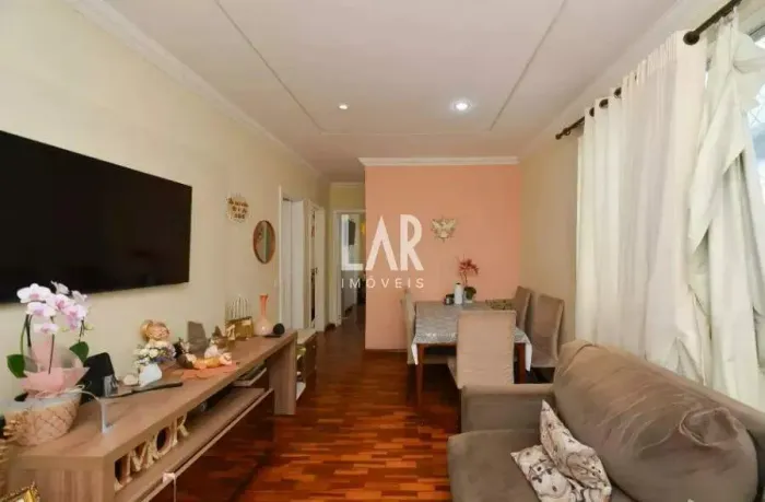 Apartamento à venda, 3 quartos, 1 suíte, 1 vaga, Sagrada Família - Belo Horizonte/MG