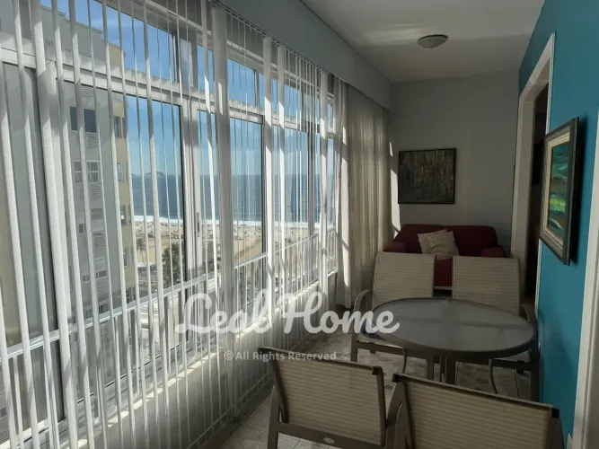Apartamento para venda tem 235 metros quadrados com 4 quartos