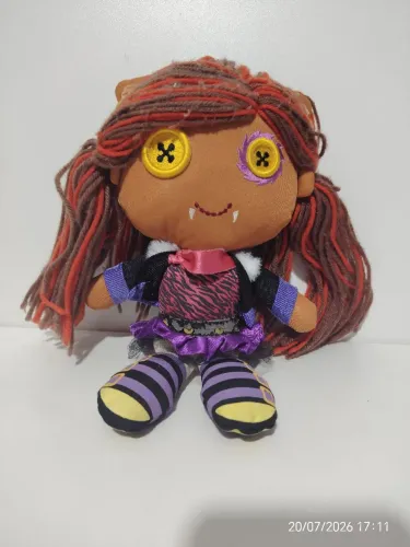 Boneca Pelúcia Monster High Clawdeen Wolf. 
