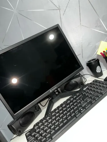 Computador de mesa completo 