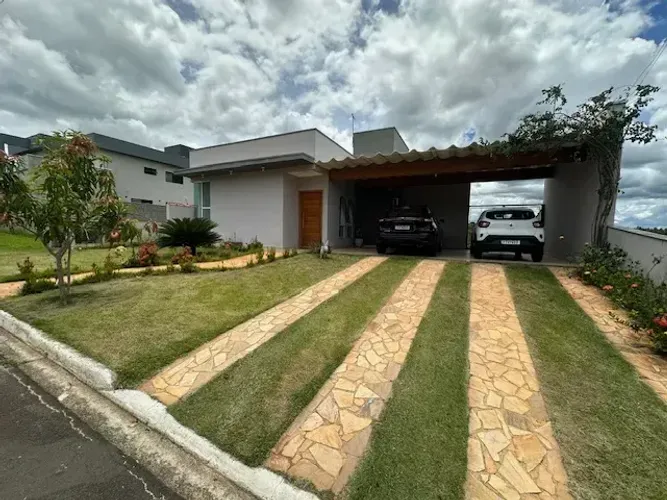Casa em condomínio fechado para venda em São Pedro