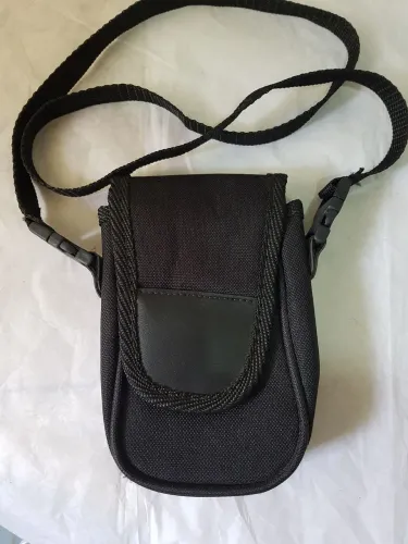 Pochete na cor preta