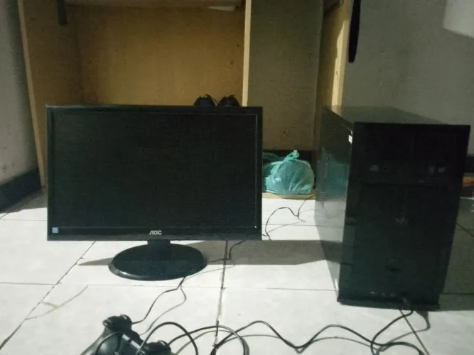 Pc + monitor