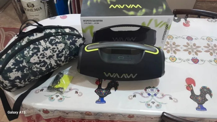 Caixa de som boombox WAAW Alok 180w a prova de agua .