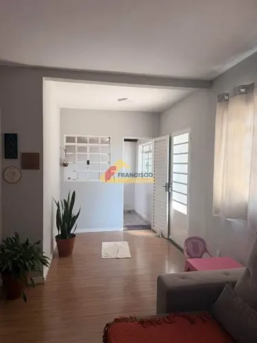 Casa para aluguel, 2 quartos, 4 vagas, Santa Tereza - Divinópolis/MG