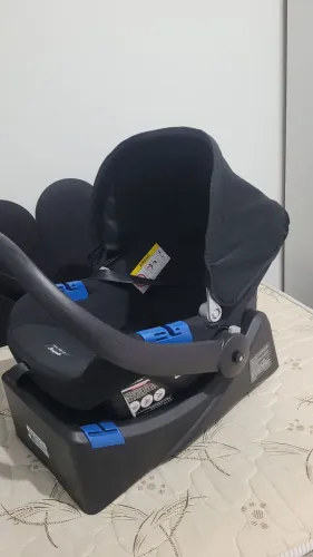 Bebe conforto com a base touring burigotto