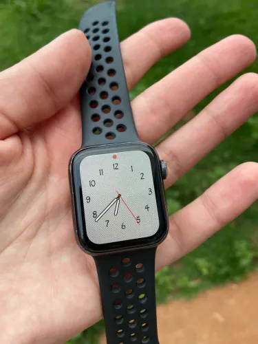 Apple Watch série 5 Nike