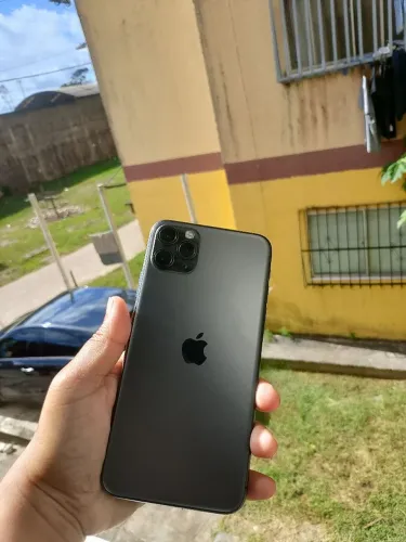 iPhone 11 Pro Max