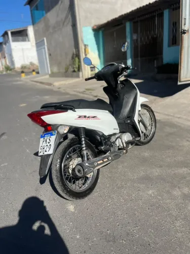 Biz 110 branca